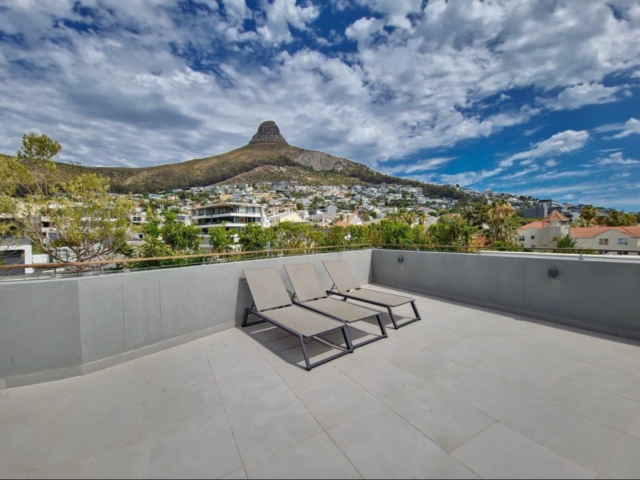 3 Bedroom Property for Sale in Sea Point Western Cape